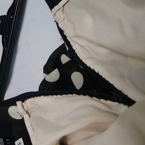 Neiman Marcus size 4 ruffled skirt - Picture 4 of 5